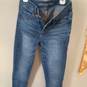 American eagle jeans with no damages and great quality